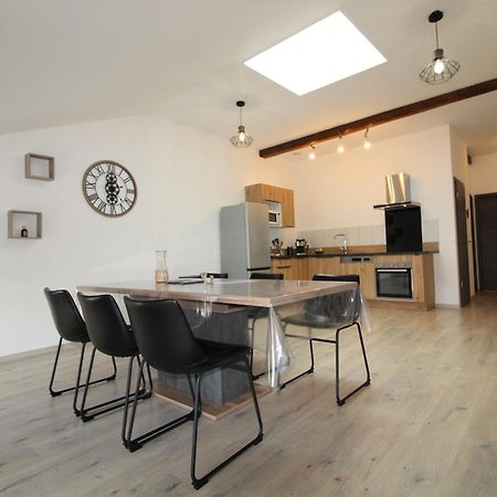 L'Avison Apartment Bruyeres Ngoại thất bức ảnh