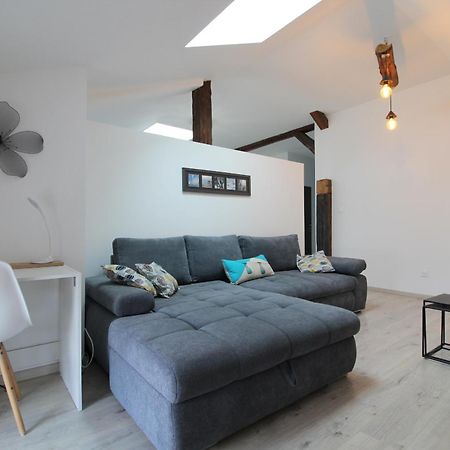 L'Avison Apartment Bruyeres Ngoại thất bức ảnh